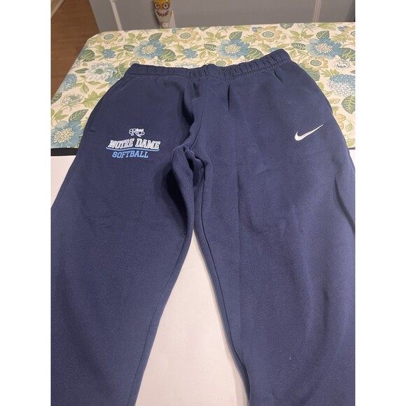 Nike Notre Dame Softball Blue Sweatpants Joggers Size Small - Picture 3 of 10